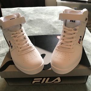 Fila MENS White Sneakers